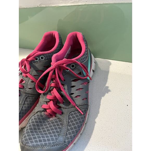 Nike Flex Run Athletic Running Shoes Gray Women's Size US 7.5 - 580440-036 - Picture 3 of 7